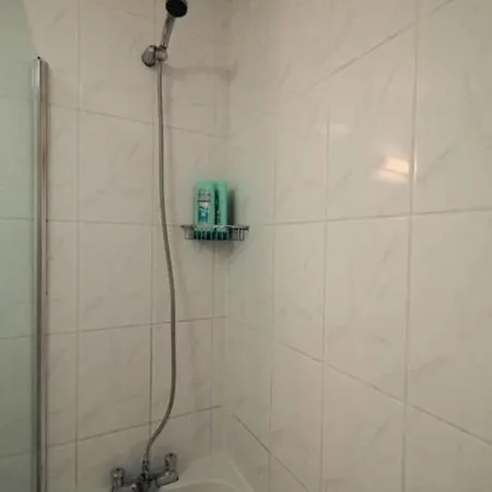 3arena Bright And Stylish 2 Bedroom 都柏林